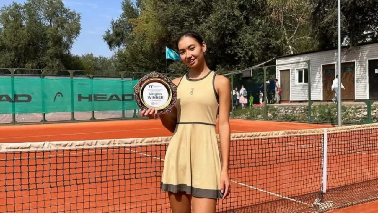 Асылжан Арыстанбекова победила на турнире ITF Juniors