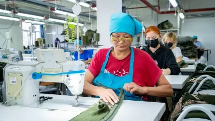 Алматинские предприятия легкой промышленности готовы трудоустроить сотни человек
