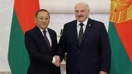 Лукашенко считает Казахстан братским государством
