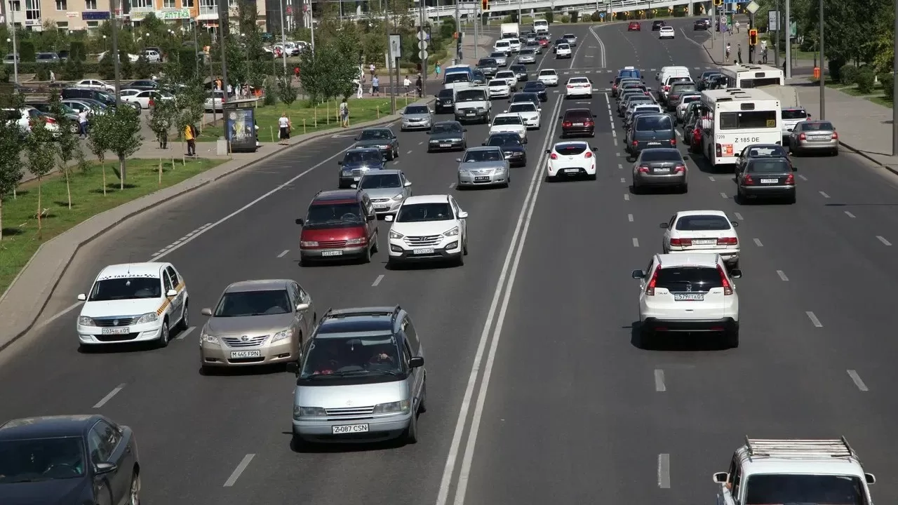 Қазақстанда халықты жеңіл автокөліктермен қамтамасыз ету артып келеді 