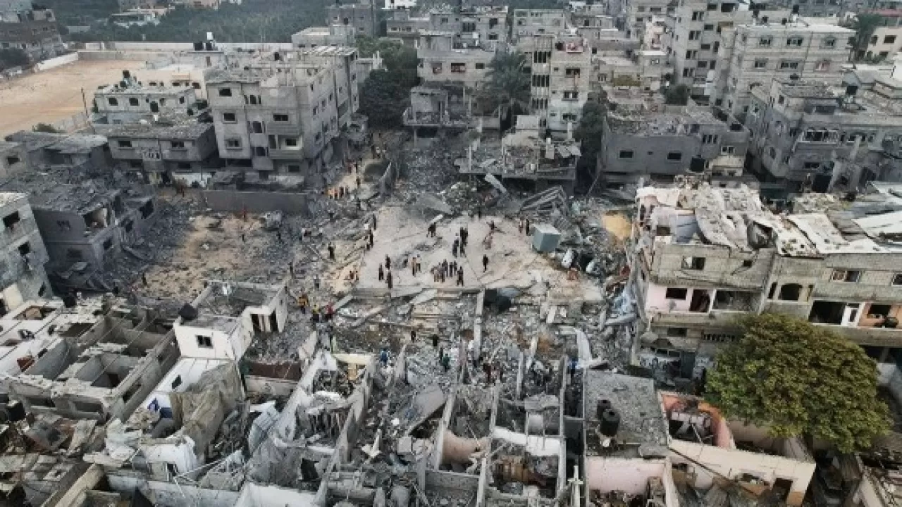 Газа секторында халық ашыға бастады