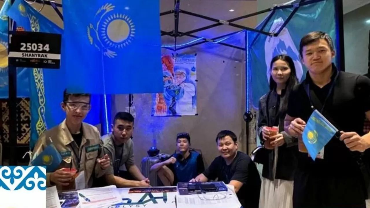 Казахстанские роботы выиграли 7 медалей на чемпионате мира в Индонезии 