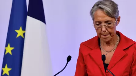 Премьер Франции подала в отставку