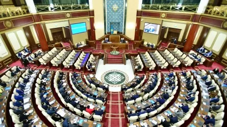 Председатель мажилиса созвал совместное заседание палат парламента Казахстана 