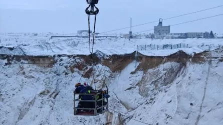 Майқайың кенішінде құлаған автобус табылды