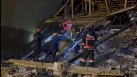 Здание кафе обрушилось из-за взрыва газа в Уральске