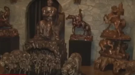 В Усть-Каменогорске действует музей уникальных деревянных скульптур