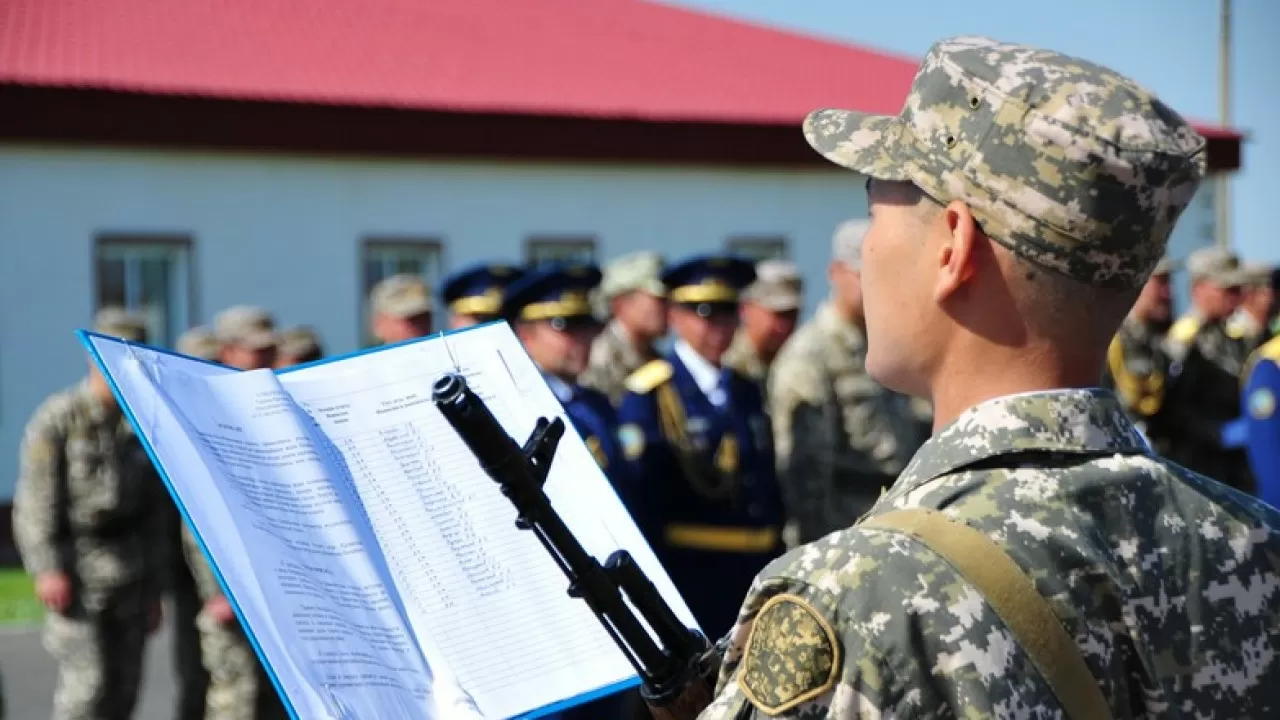 Сарбаздарға жоғары оқу орнында тегін оқуға 1500 грант бөлінді