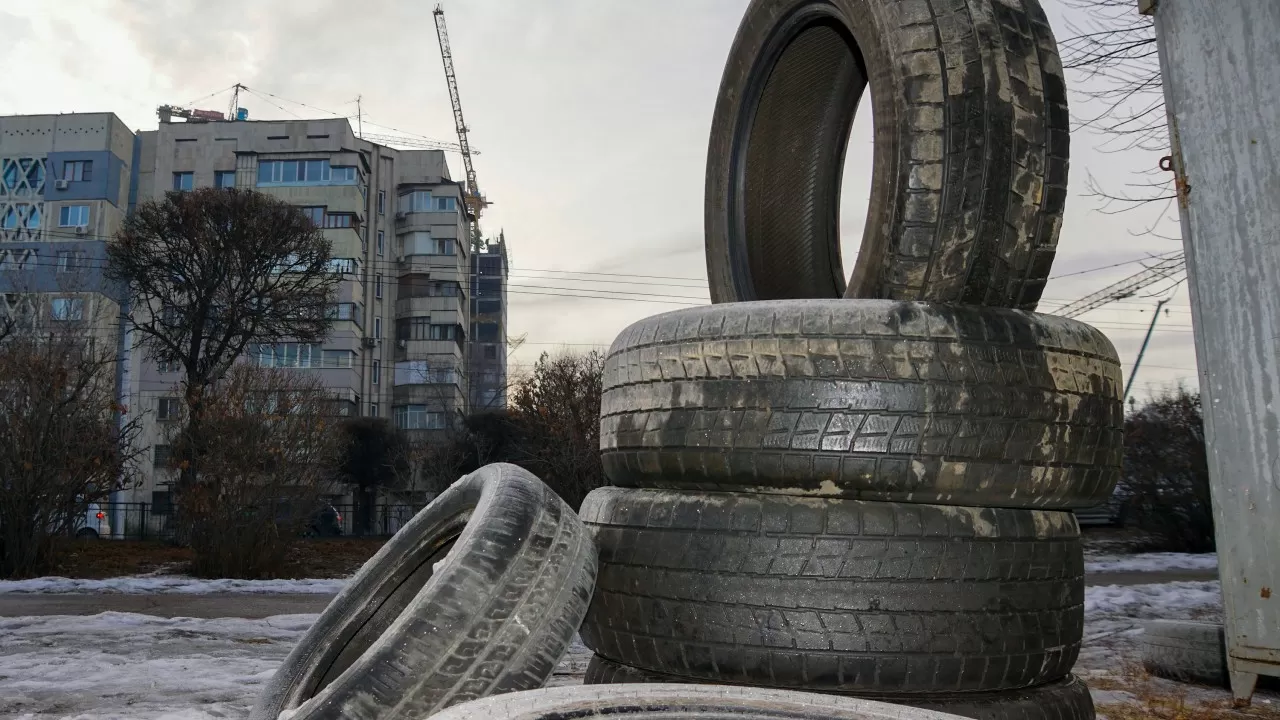 Когда нужно "переобувать" зимние шины, рассказал эксперт