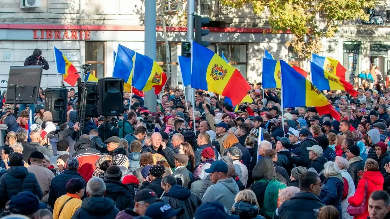 Молдова "сатқын" сайлаушыларды қызықты тәсілмен жазалады