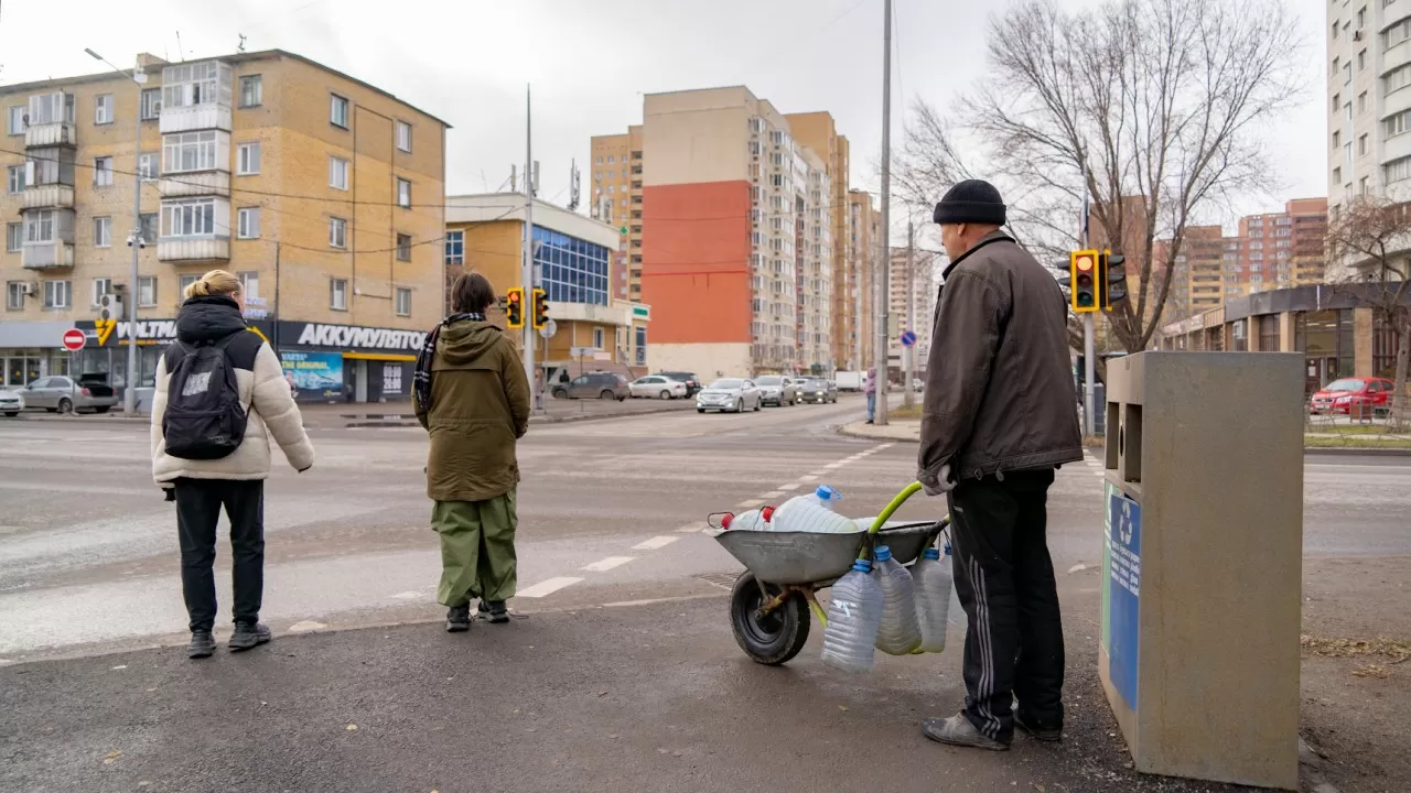 Отмена пенсий работающим пенсионерам: реакция партии власти