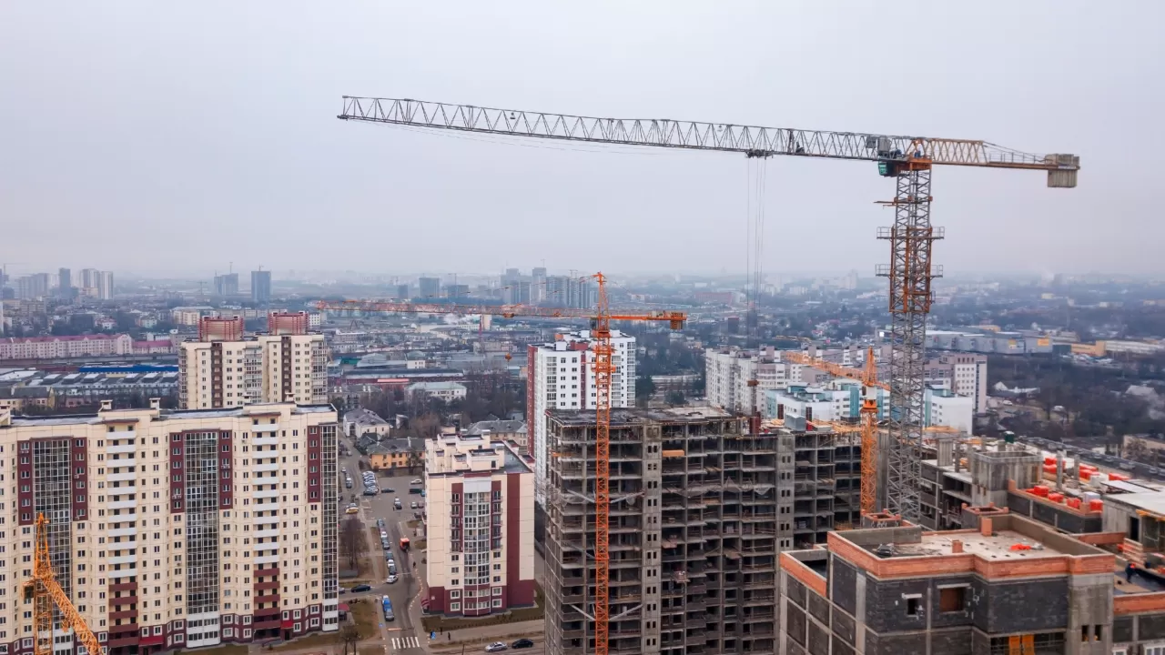 Енді салынып жатқан тұрғын үйді әкімдіктің рұқсатынсыз жарнамалауға тыйым салынады