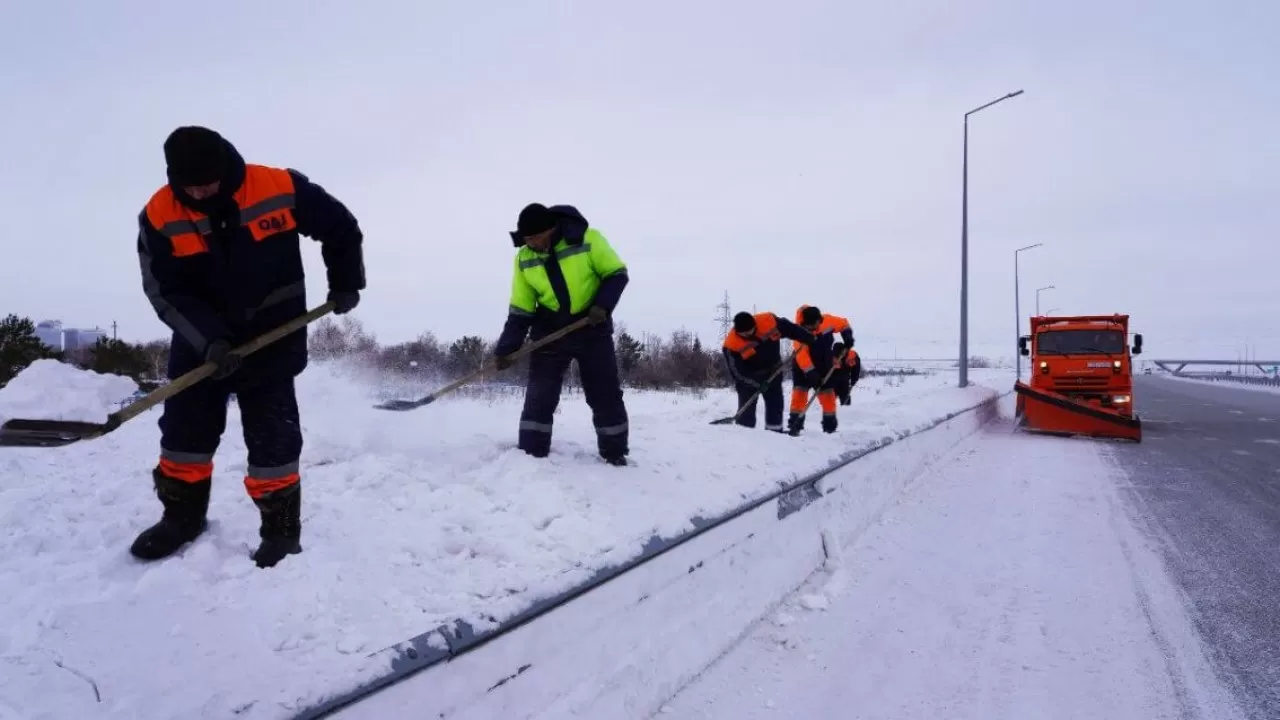 "ҚазАвтоЖол" жүргізушілерге ескерту жасады