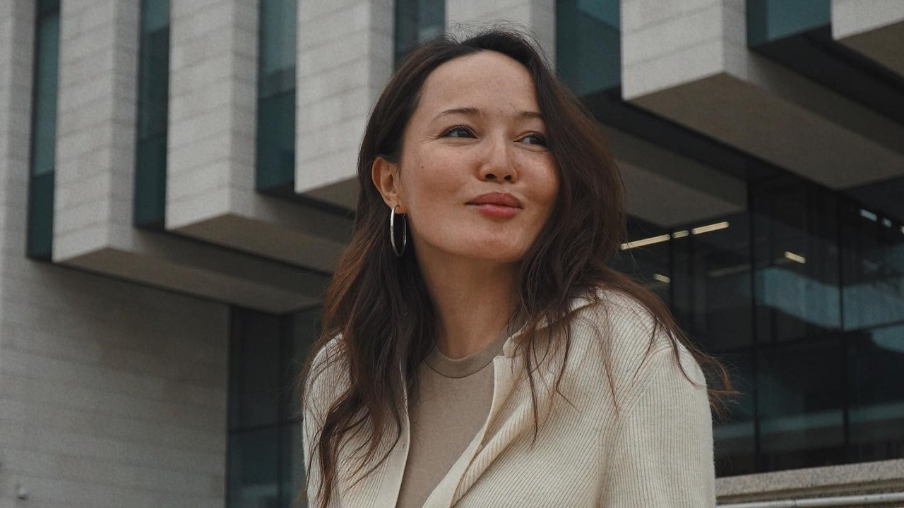 Жалаңаш Үміт Толубеева Жалаңаш Үміт Толубеева