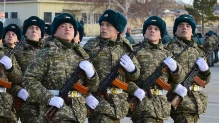 Сколько казахстанцев забрали в армию в 2023 году