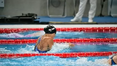 Казахстанка завоевала золотую медаль чемпионата Азии по плаванию