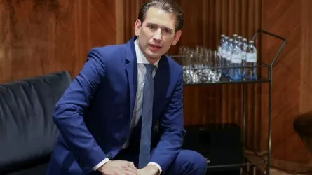 Экс-канцлер Австрии приговорен к условному сроку за дачу ложных показаний