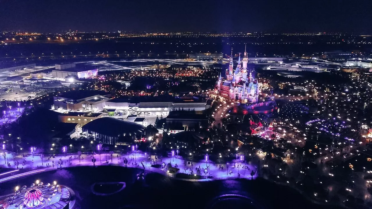 Мультфильмы и фильм студии Disney планируется озвучить на казахском языке в 2024 году 