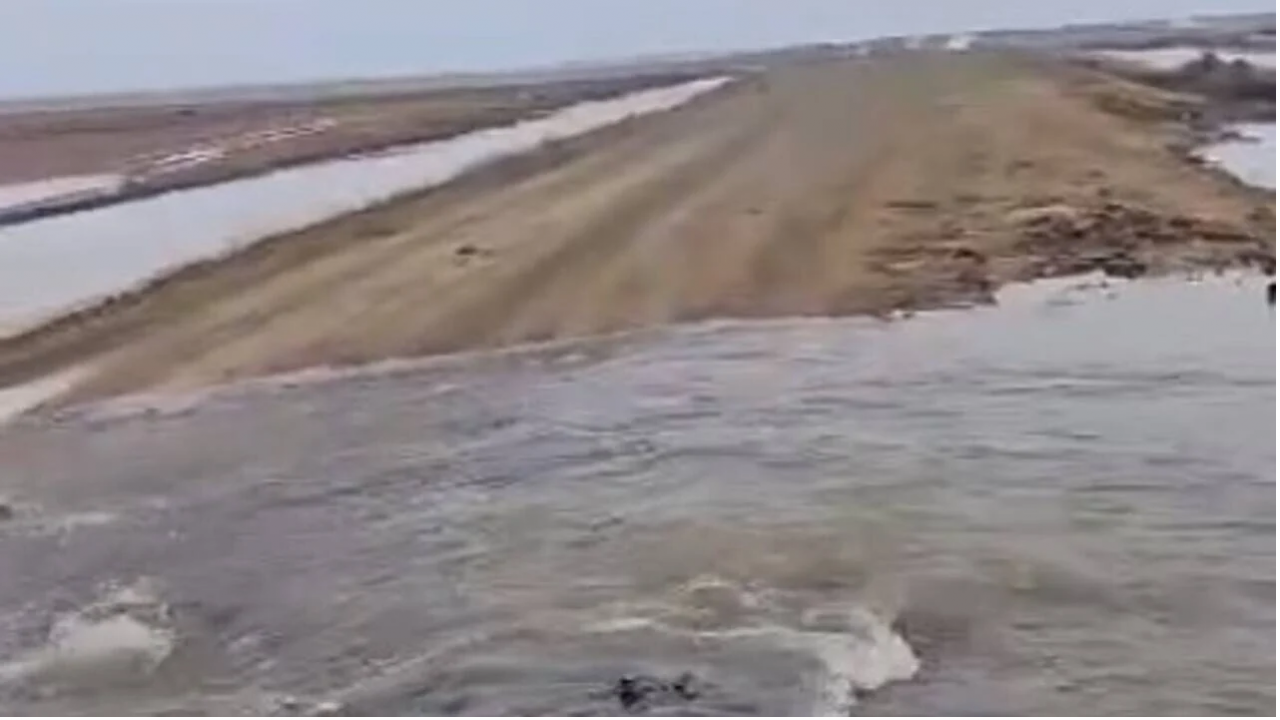 Наводнение. Село моисеевка ульяновская область. Ливень. Станция лесная потоп. Прикольные потоп.