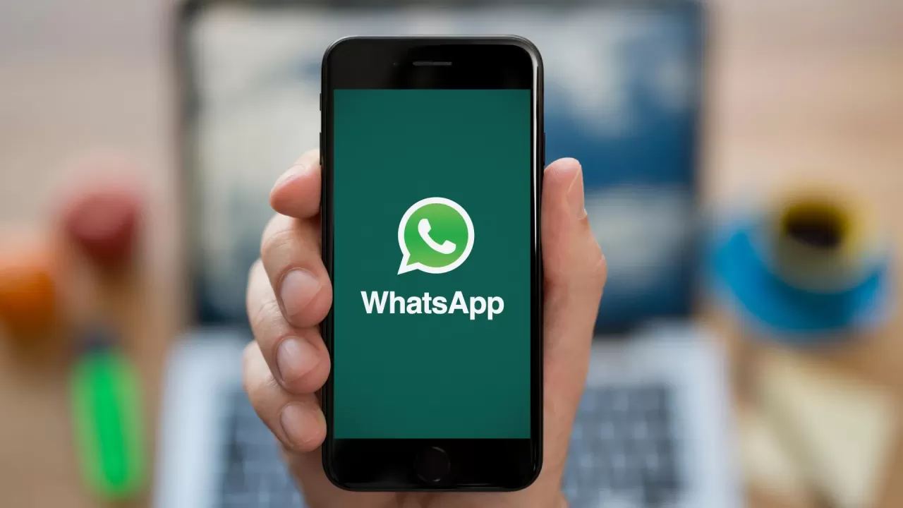 В WhatsApp появился аналог ChatGPT