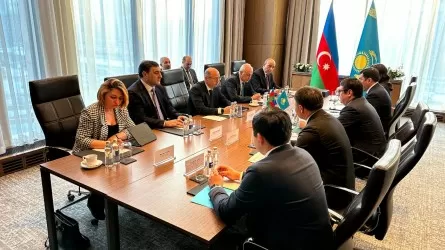 Транзит казахстанской нефти через Азербайджан обсудили в Баку