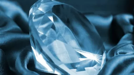 Канада запретила косвенный импорт алмазов из России
