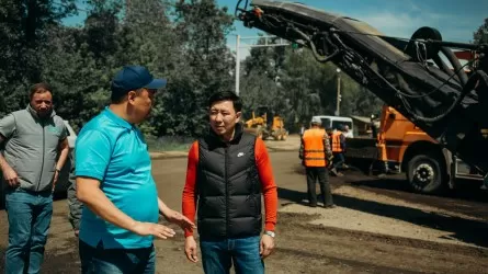 В Усть-Каменогорске ремонт дорог планируют по онлайн-заявкам населения  