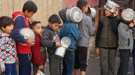 АҚШ алғаш рет Газаға гуманитарлық көмек жіберді