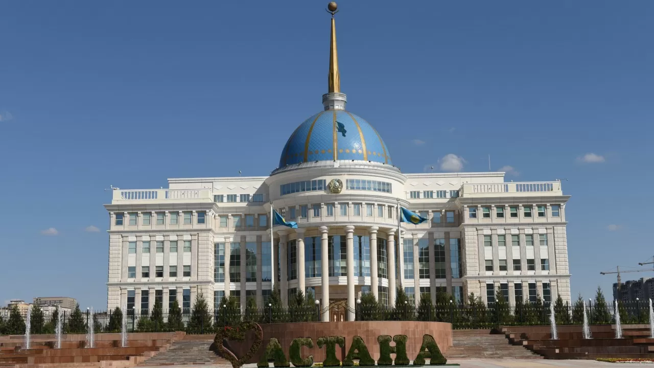 Бизнес в РК: Токаев поручил разработать меры по устранению административных барьеров