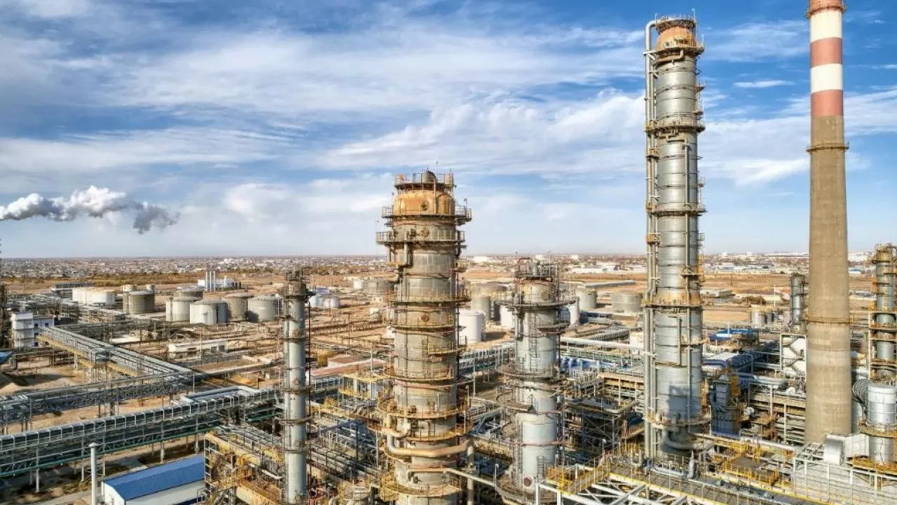 Паводок в Казахстане: грозит ли катастрофа нефтегазовым компаниям