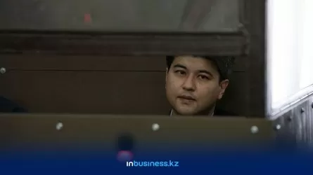 "Что я наделал, что я наделал? Я убил Салтанат..." – в суде исследовано видео задержания Бишимбаева