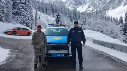 В горах Алматы выставили блокпосты из-за угрозы схода лавин