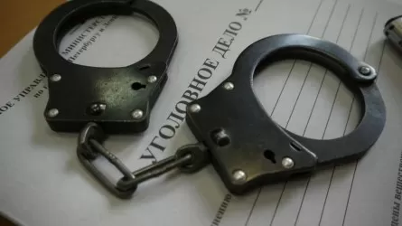 Программиста ограбили лжесиловики в Караганде 