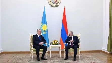 Тоқаев Армения Премьер-министрімен шағын құрамда келіссөз жүргізді
