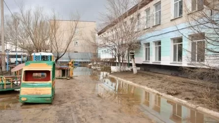 Последствия паводка начали устранять в Акмолинской области 