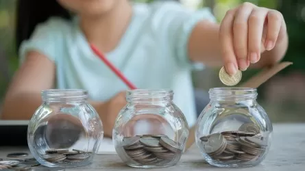 Как научить детей правильно распоряжаться своими финансами