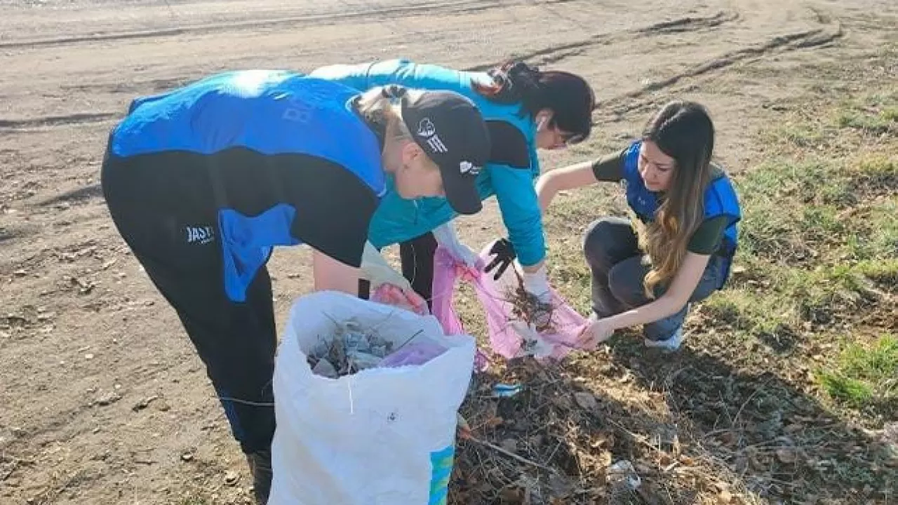 Курчатов вносит свой вклад в экоакцию "Таза Қазақстан"