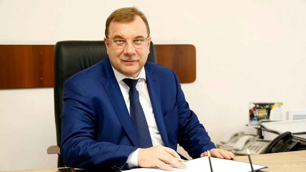 Вячеслав Дудник освобожден от должности вице-министра здравоохранения РК