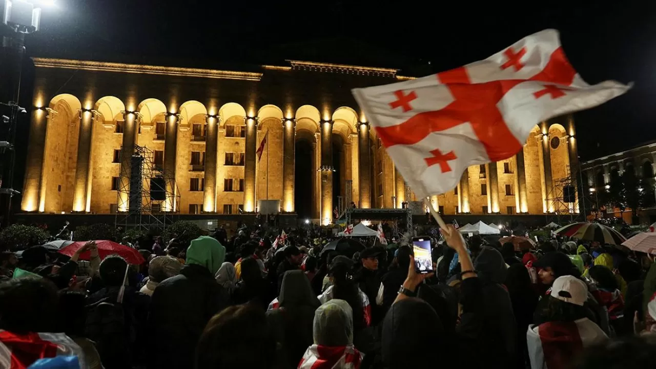 Парламент Грузии преодолел вето президента на закон об иноагентах