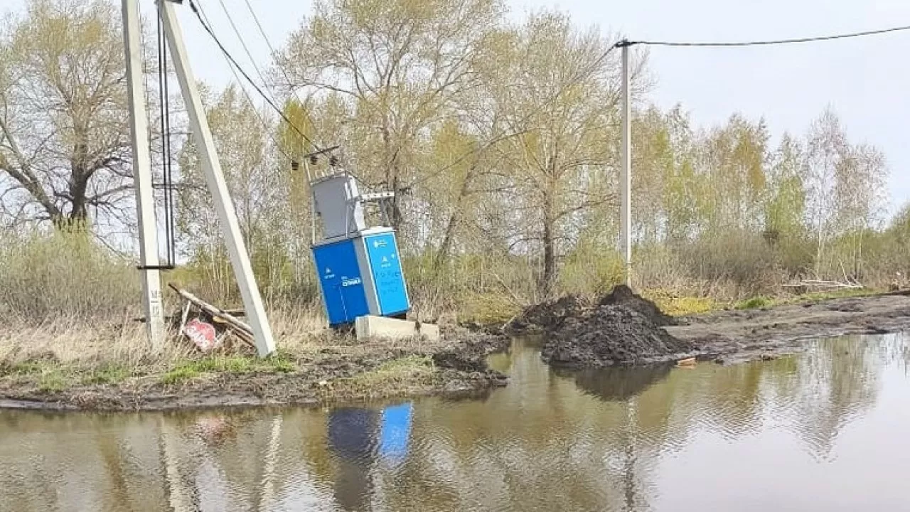 Су тасқыны: 9 мыңнан аса энергетик маман электр қуатын қалпына келтіріп жатыр 