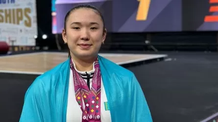 Казахстанская штангистка завоевала второе "золото" на юношеском чемпионате мира в Перу