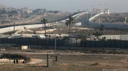 Израиль Газа секторының Мысырмен шекарасын бақылауға алды
