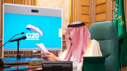 88-летний король Саудовской Аравии заболел: что известно  