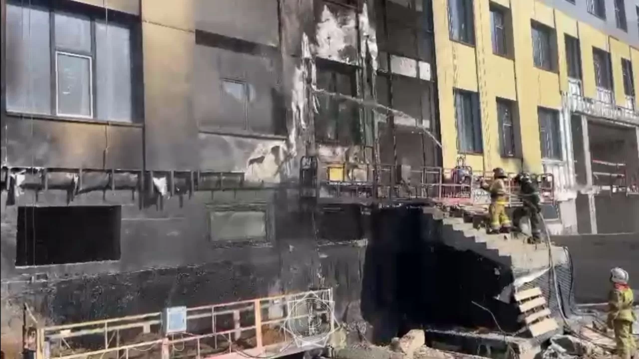 В одной из школ Астаны произошел пожар