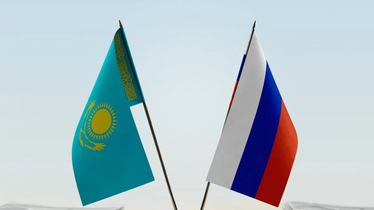 Главы МИД Казахстана и России обсудили развитие стратегического партнерства двух стран