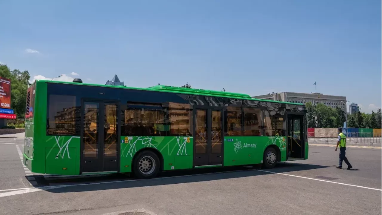 Ежедневный автобус для любителей гор запустили в Алматы