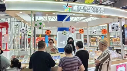 В Китае из-за молодежи не хватает лотерейных билетов