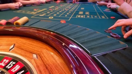 Штраф грозит владельцам казино за допуск к азартным играм чиновников и должников в РК 