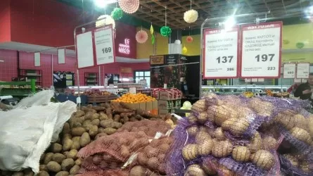 На ценовых качелях оказались все виды овощей в Костанае