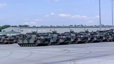 США перебрасывают военную технику на базу НАТО в Польше
